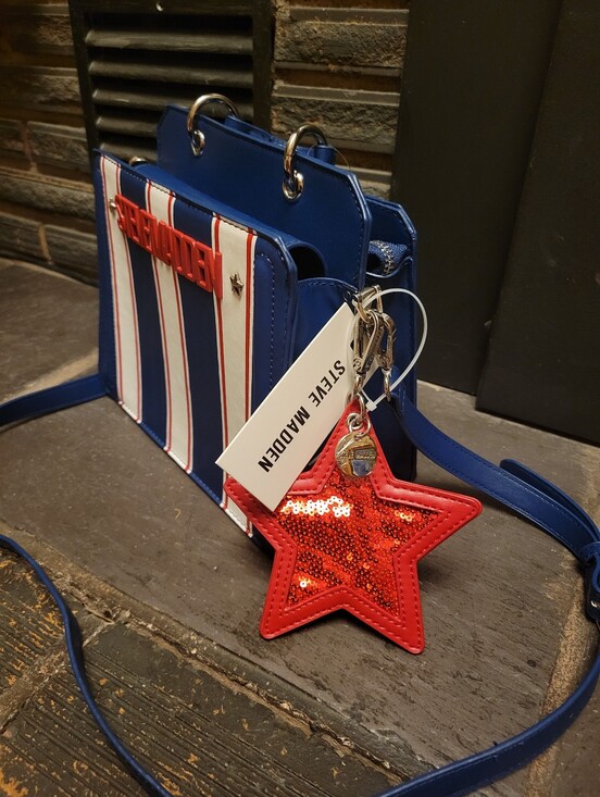 Steve Madden Handbags - New Steve Madden Stachel Bevlynn Red White Blue Star Stripes Purse